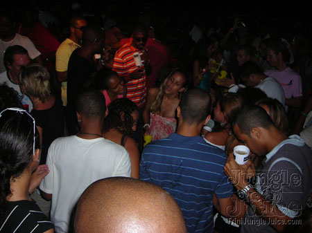 vip_2006-08