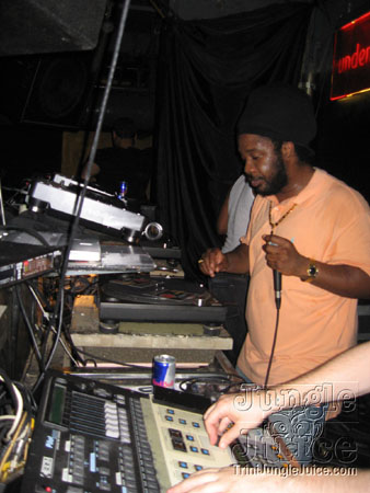 kos_jouvert_2006-77