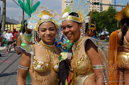 miami_carnival_2006_pt2-023