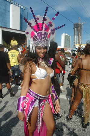 miami_carnival_2006_pt2-073
