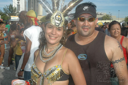 miami_carnival_2006_pt2-101