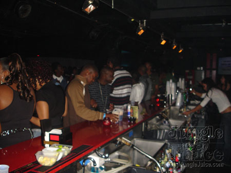 naked_dec06-06