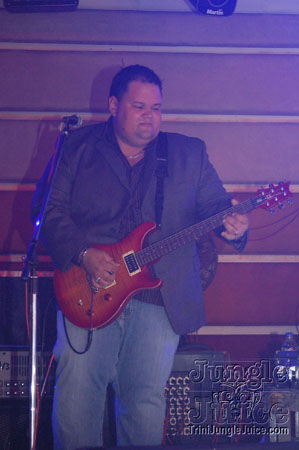 pulse8_2k7_launch-202