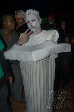 rum_jungle_halloween_2006-088