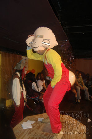 rum_jungle_halloween_2006-111