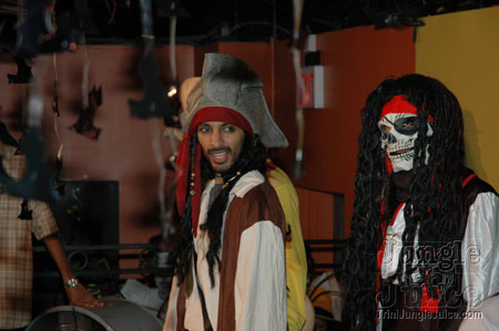 rum_jungle_halloween_2006-145