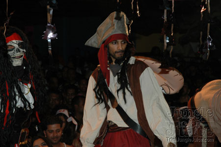 rum_jungle_halloween_2006-155