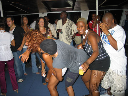 saldenah_boatride_2006-34
