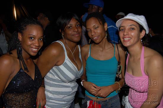 taboo_2006-084