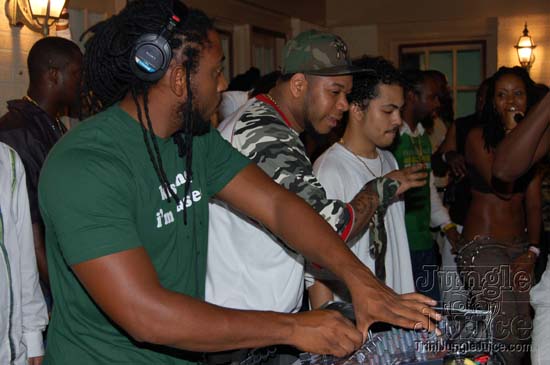 taboo_2006-139