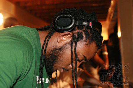 taboo_2006_pt2-203