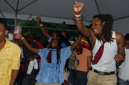ataboo_2006-056