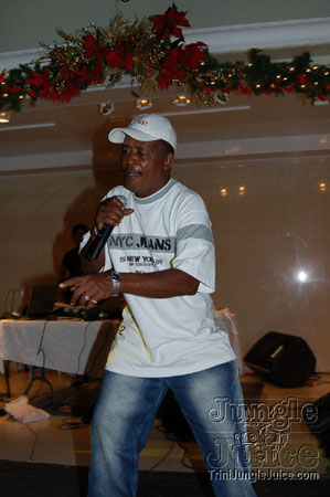 tribe_jingle_bell_jam-063
