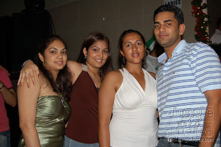 tribe_jingle_bell_jam-078