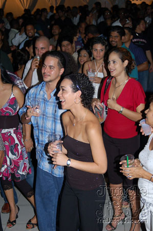 tribe_jingle_bell_jam-089