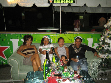 tribe_jingle_bell_jam-148