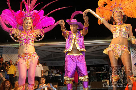 trini_revellers_2k7_launch_pt1-143