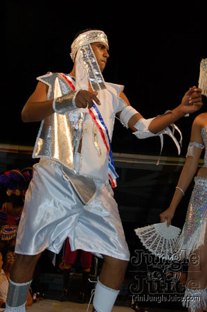 trini_revellers_2k7_launch_pt2-007