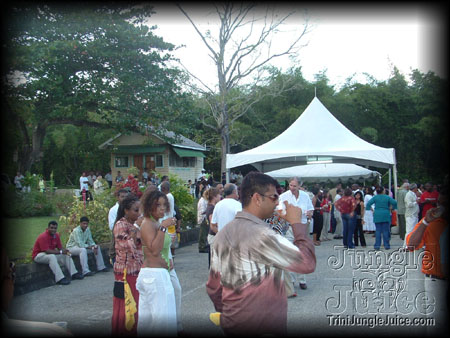 us_embassy_2006-006
