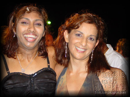 us_embassy_2006-056