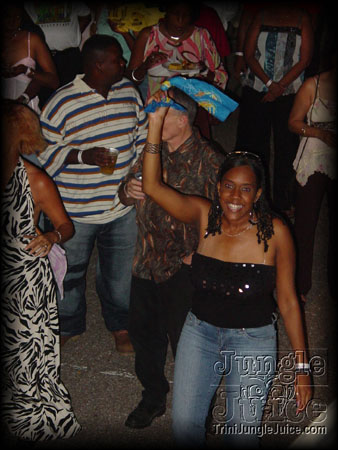 us_embassy_2006-066
