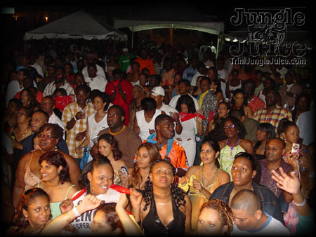 us_embassy_2006-075