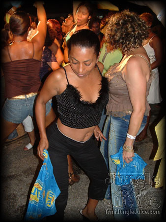 us_embassy_2006-099