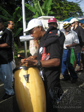 uwi_2006-12