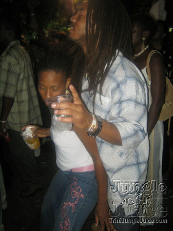 uwi_2006-56