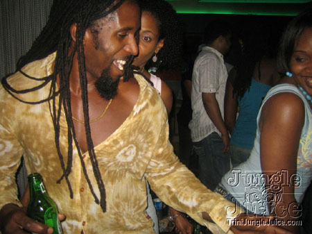 we_havin_ah_ball-67