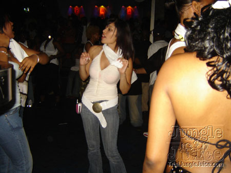 soca_4_sweetness_2006-13
