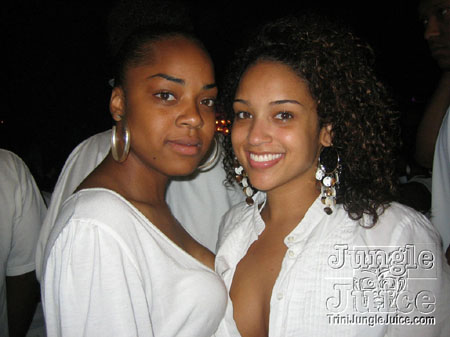 whiteout11-003