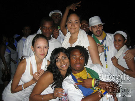 whiteout11-014