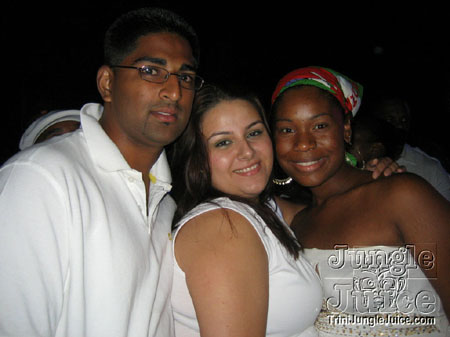 whiteout11-074