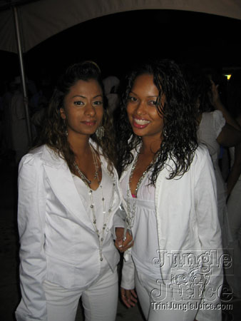 whiteout11-086