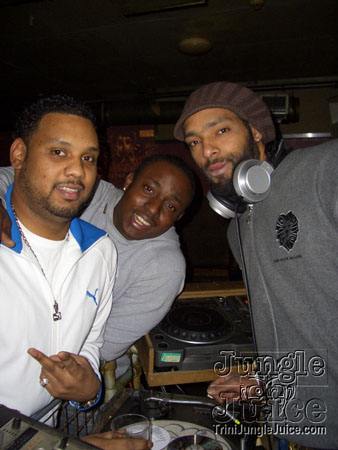 yoyo_feb_2006-02