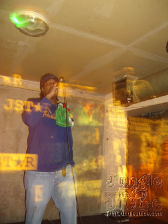 yoyo_feb_2006-18