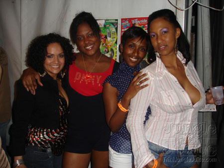 3some_mar07-43