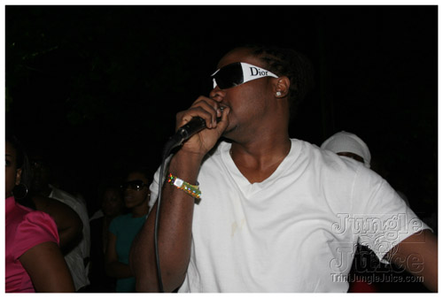 acdc_2007-075