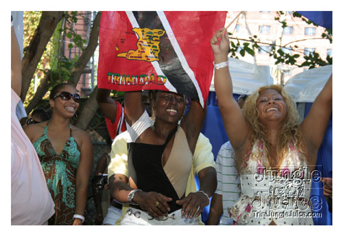 amnesia_ny_2007-066