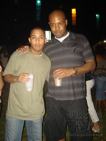 beach_house_carnival_2007-116