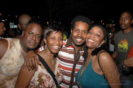 beach_house_carnival_2007-142