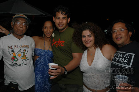 beach_house_carnival_2007-153