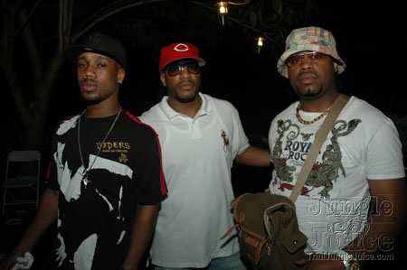 beach_house_carnival_2007-155