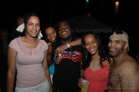 beach_house_carnival_2007-183