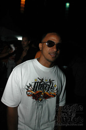 beach_house_carnival_2007-186