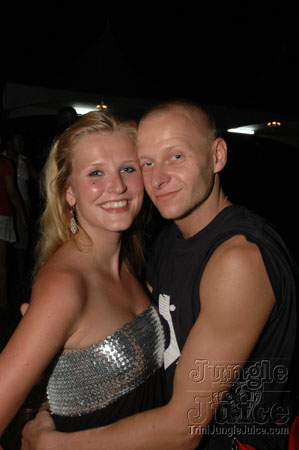 beach_house_carnival_2007-198