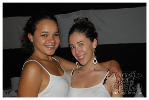 blackwhite_2007-008
