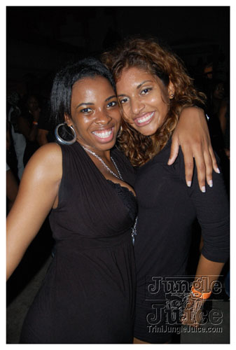 blackwhite_2007-025
