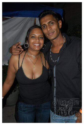 blackwhite_2007-083